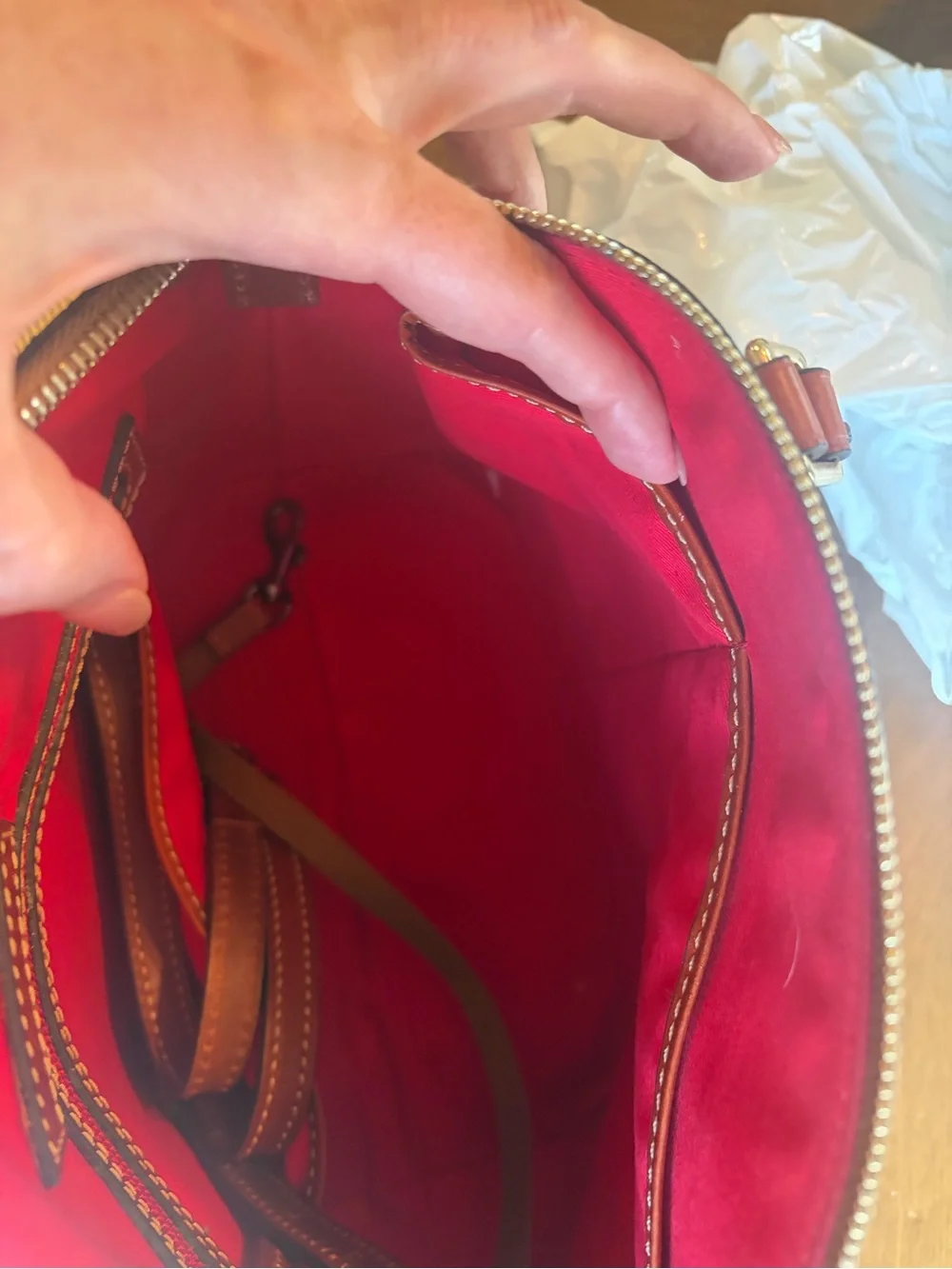 Dooney & Bourke classic dooney